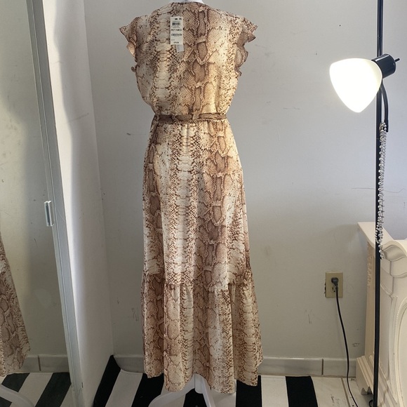 Snake Print Boho Wrap Dress - Picture 9 of 12